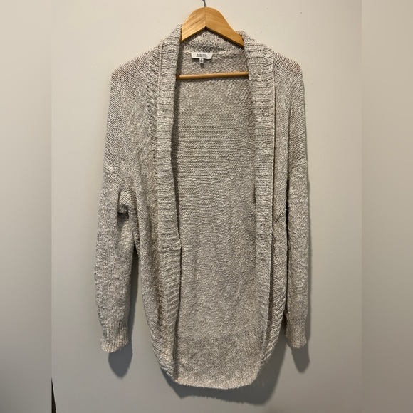 ARITZIA Babaton Linen Blend Cream Color Cocoon Open Front Sweater Size Xsmall - Picture 2 of 6